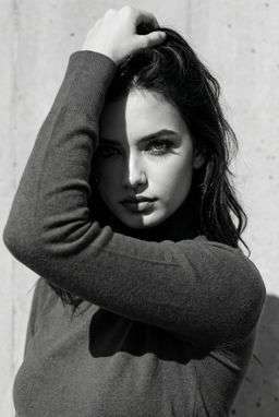 Petra In Zara - Variation - B&W Minimalist Wall [VAR:3]